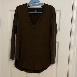 Bobeau Olive V-Neck Top